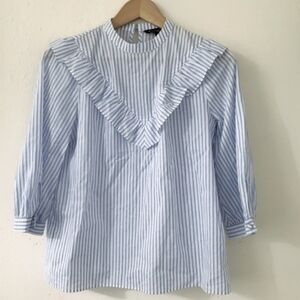 Express Blue White Striped Ruffle Blouse 100% Cotton  Women's Small S Keyhole